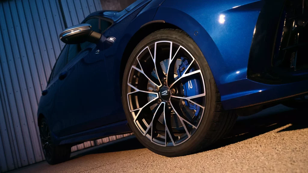 Volkswagen Golf 7 R