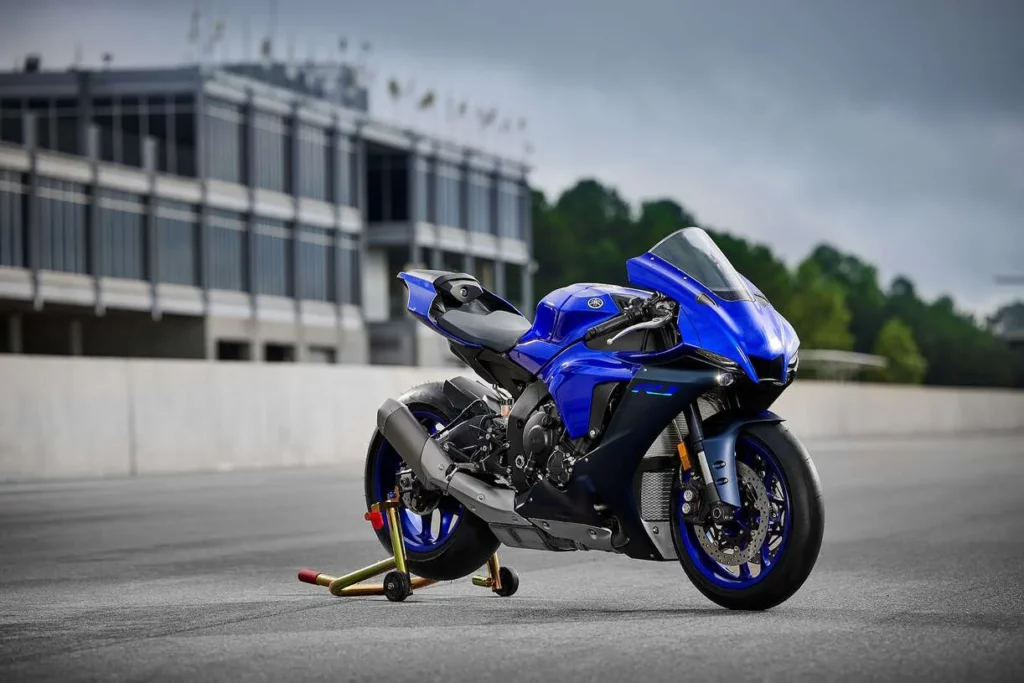 Yamaha YZF-R1 : Rouler en moto sur le Nurburgring