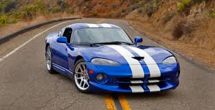 voitures de sport mythiques années 90 Dodge Viper GTS (1996)
